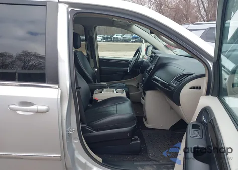 2012 Chrysler Town & Country Touring из США, поврежденный, VIN 2C4RC1BG2CR313401